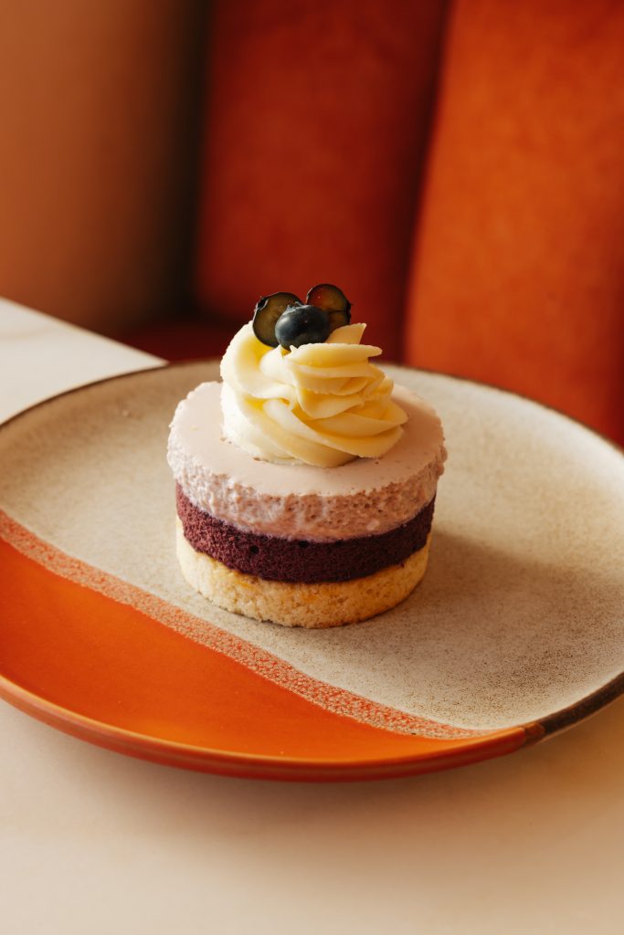 Lavender & Blueberry Cake 